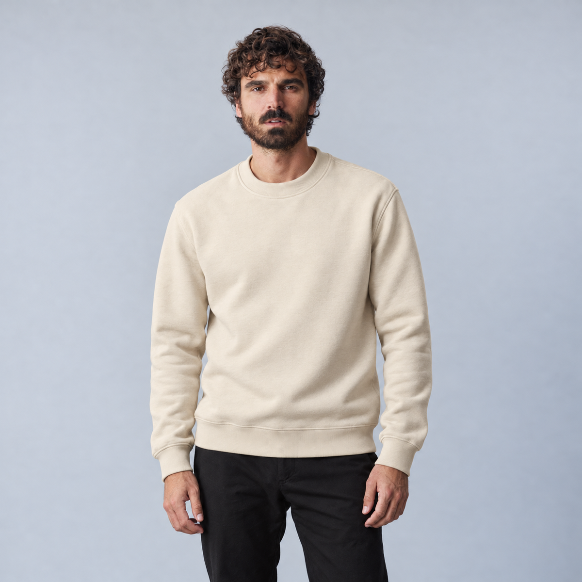 Krem · Formmen Sweatshirt — ön ana görsel